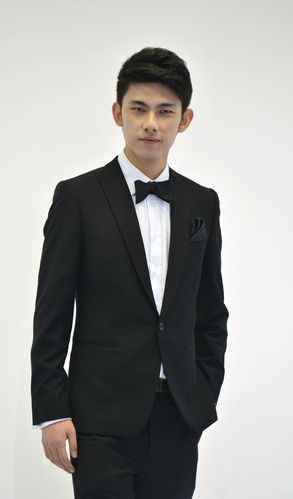 罗女士